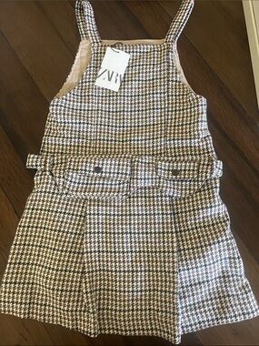 ZARA Houndstooth Pinafore in Brown and Cream